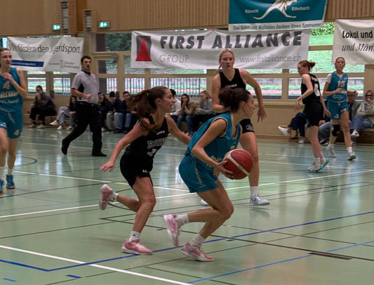 Damen mit fünftem Sieg in Serie – Herren verlieren Derby gegen Spitzenreiter