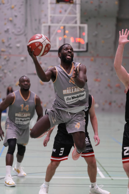 Damen mit unglücklicher Niederlage gegen Aarau – Herren bezwingen Boncourt dank starker Defense